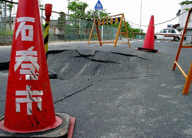 自稱茶魔，七步識冰島！